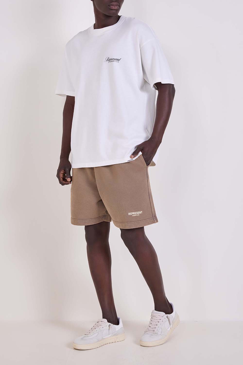 מכנסי ג'וגר קצרים